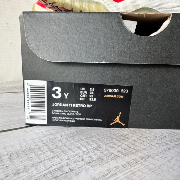 Rare Find! Air Jordan 11 Retro BP "Gym Red" - Size 3Y - Picture 3 of 11